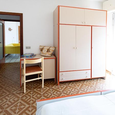 Residence Rainbow Bellaria-Igea Marina Bilik gambar